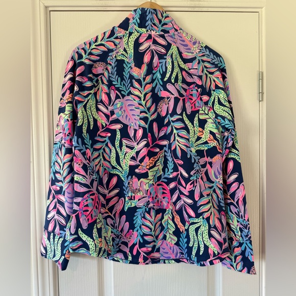 Lilly Pulitzer Skipper Popover Oyster Bay Navy You’ve Been Spotted UPF 50+ - Picture 10 of 12